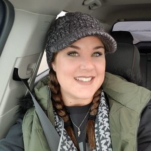 Meet your Posher, Katrina